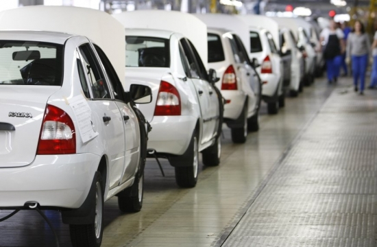 «АвтоВАЗ» анонсировал повышение цен на автомобили «Лада»