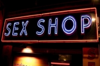 Преимущества покупки товаров в секс-шопах